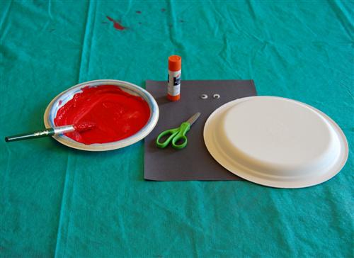 Ladybug Paper Plate Kids Craft